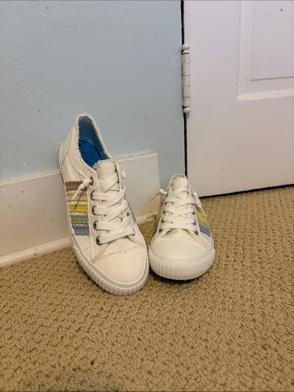 Blowfish White Canvas Sneakers with Multicolor Stripe Detail